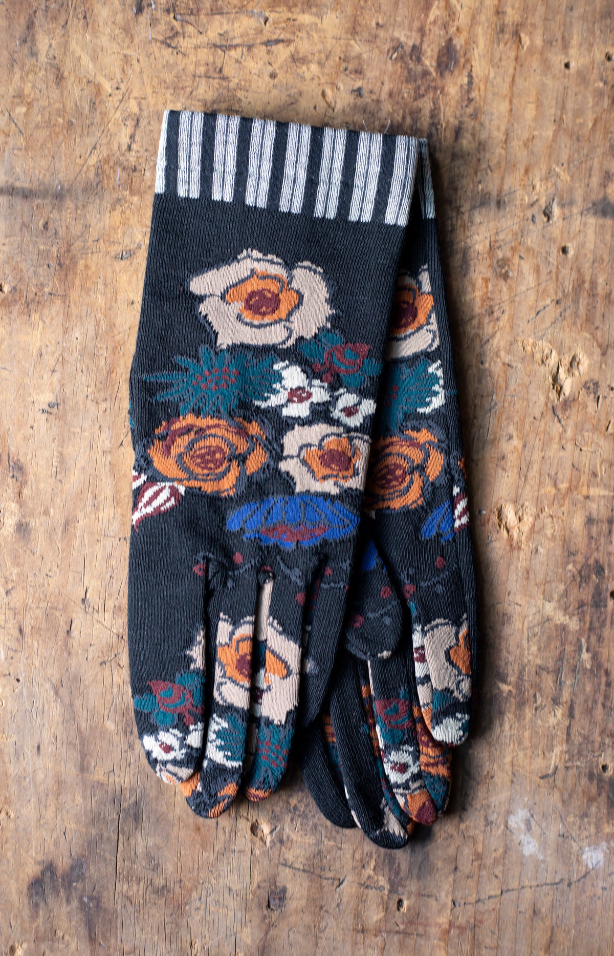 Black Flora Gloves