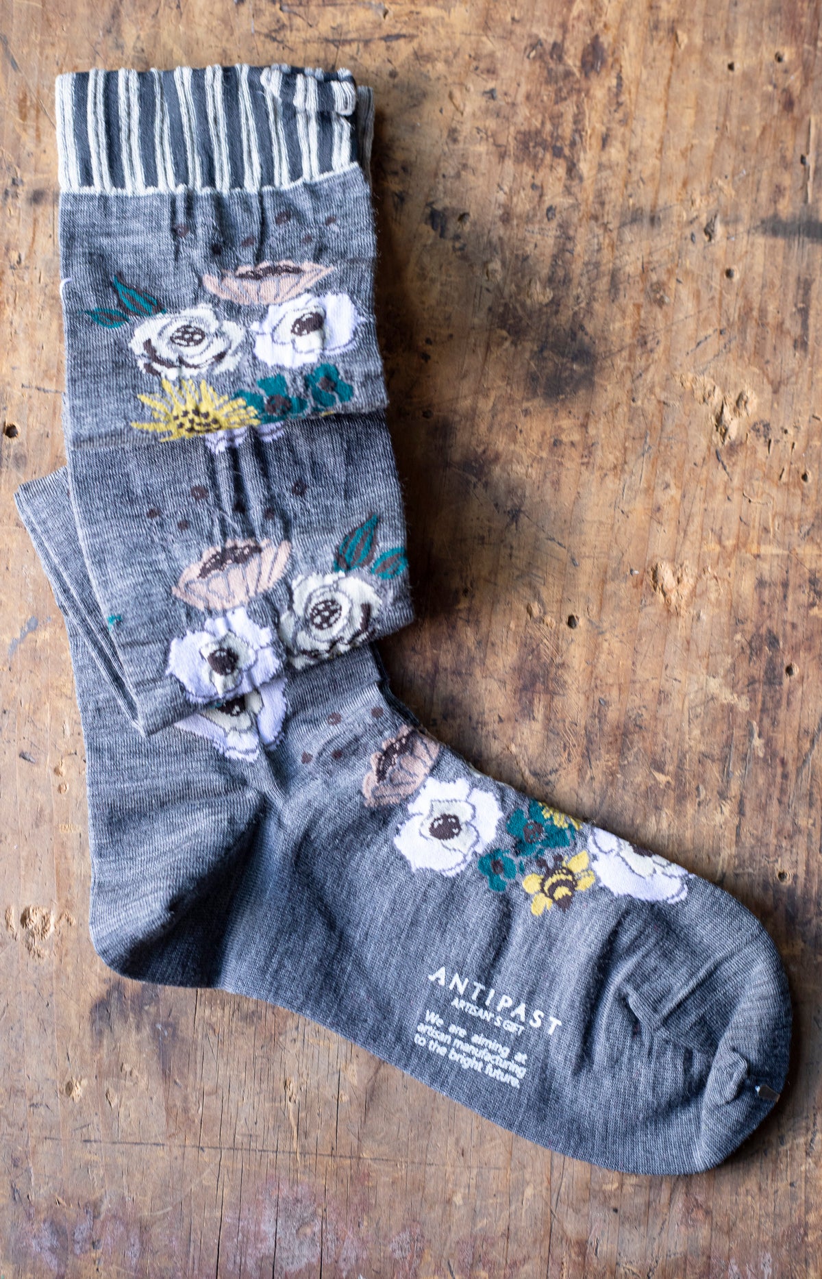 Grey Flora Knee Sock