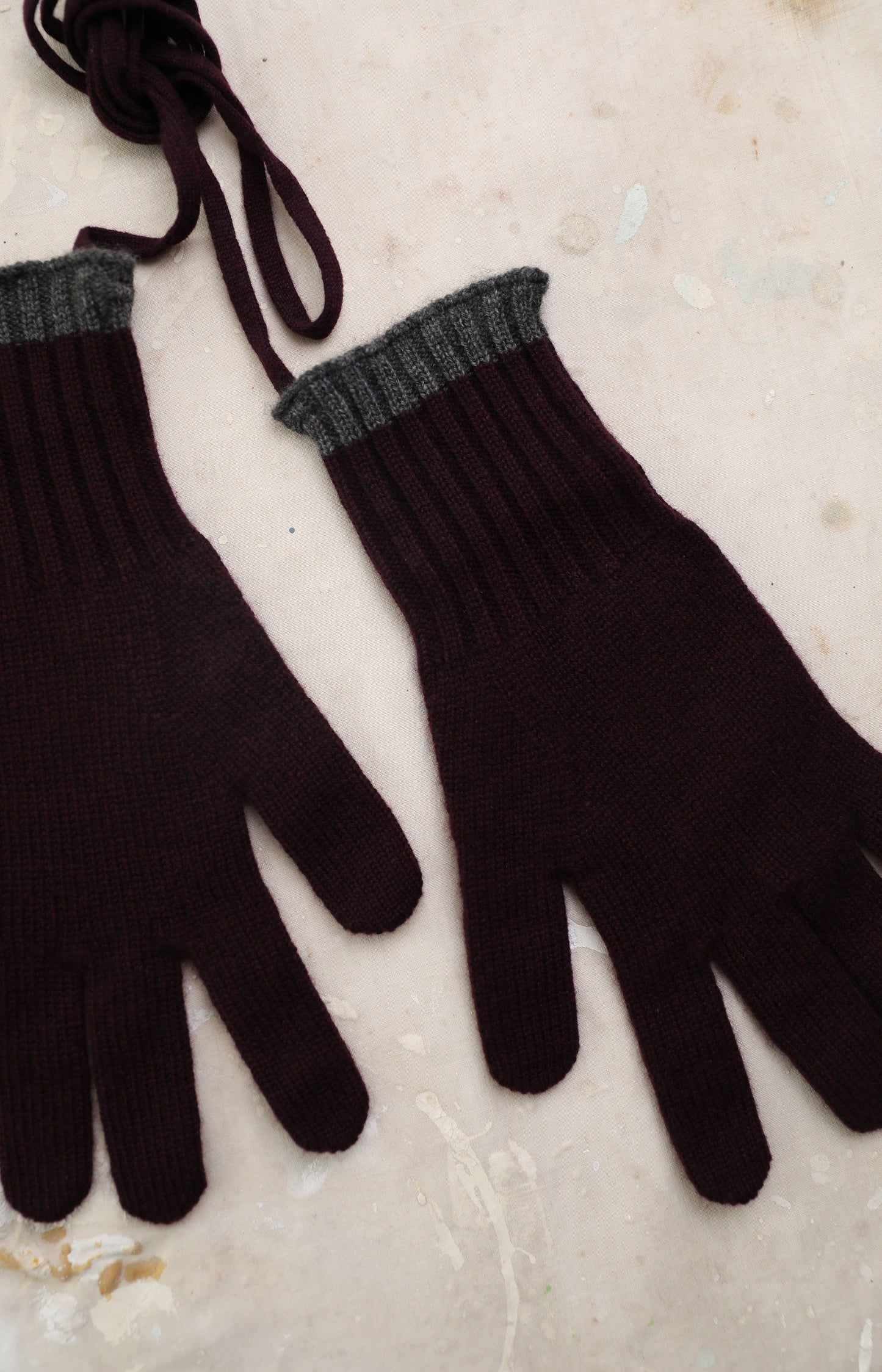 Wine Cashmere Gloves