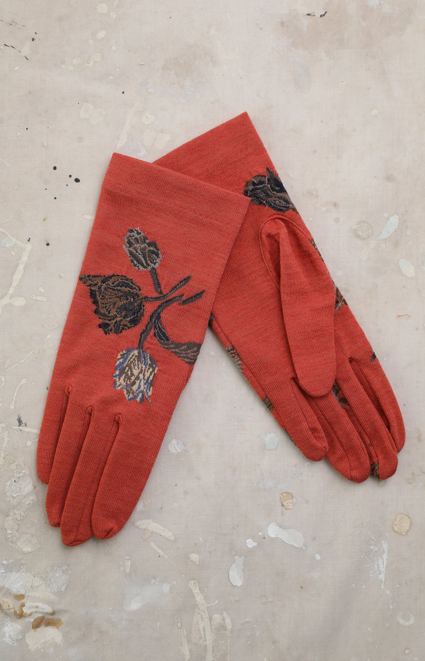Coral Tulip Gloves
