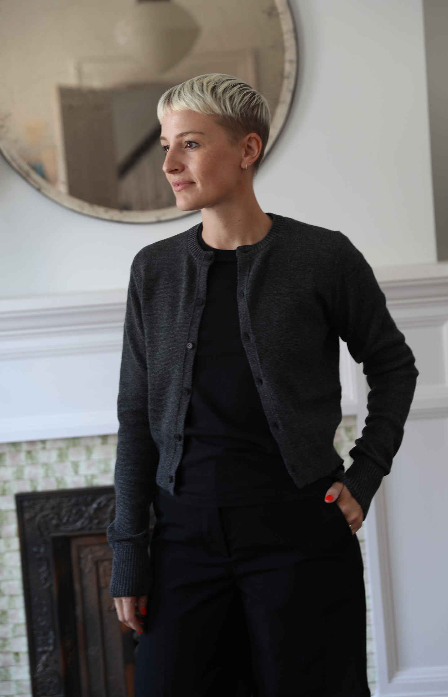 Light Cashmere Knit Crew Neck Cardigan