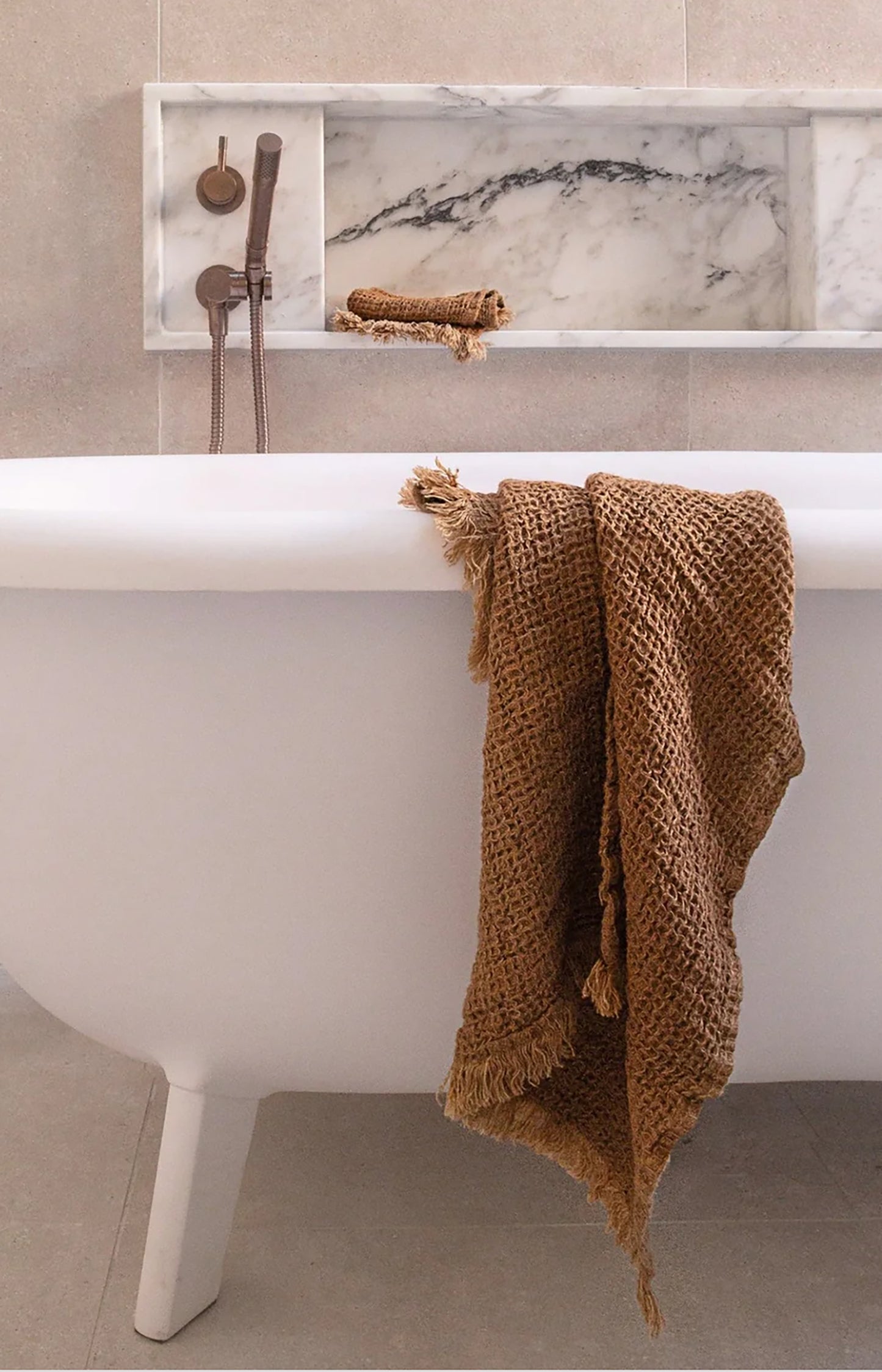 Russo Flocca Linen Hand Towel