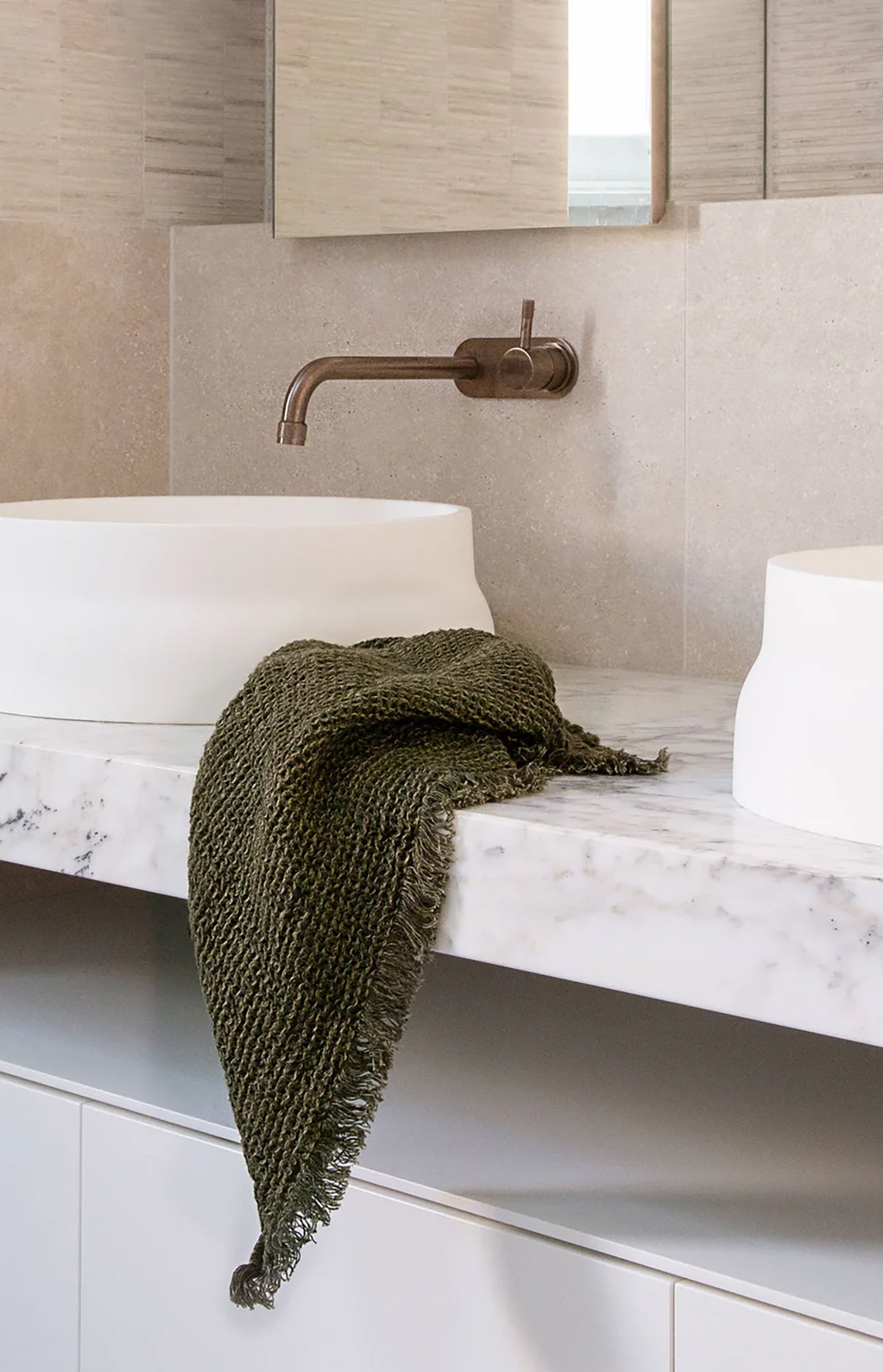 Armee Flocca Linen Hand Towel