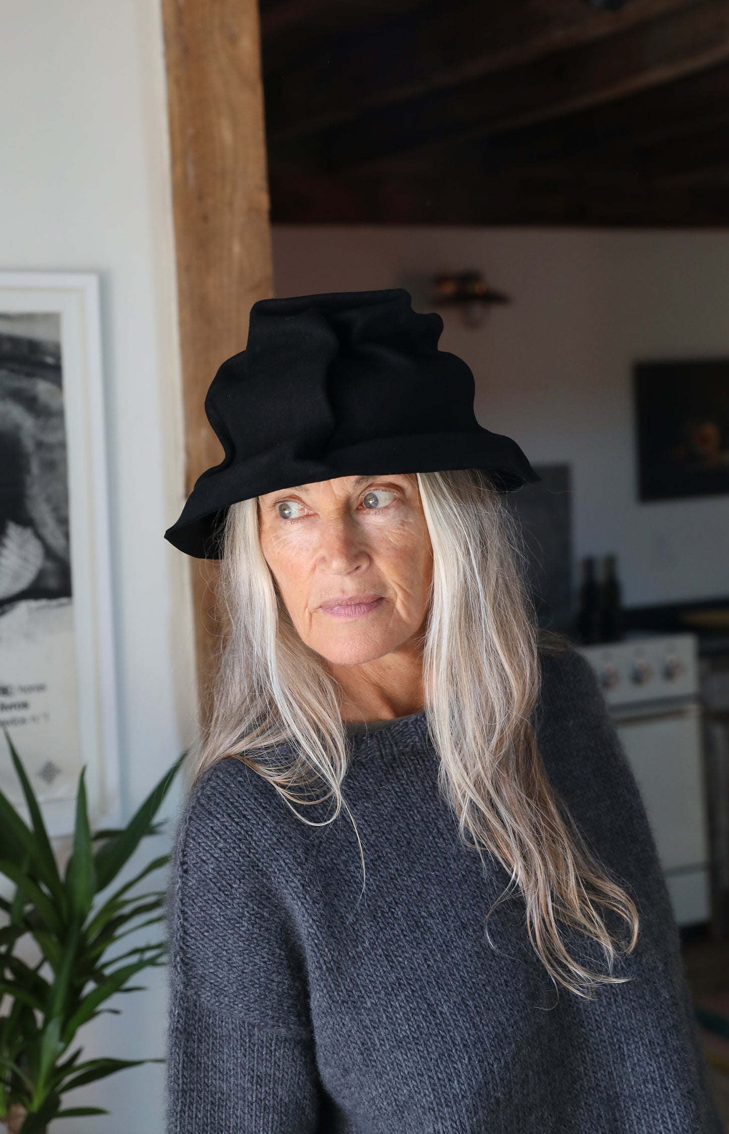 Black Moldable Hat