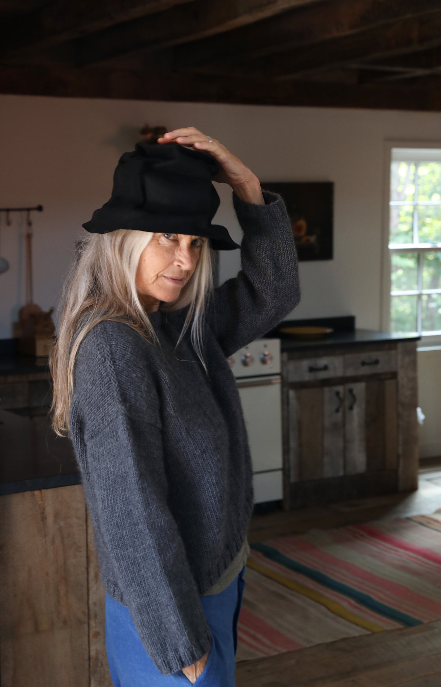 Black Moldable Hat