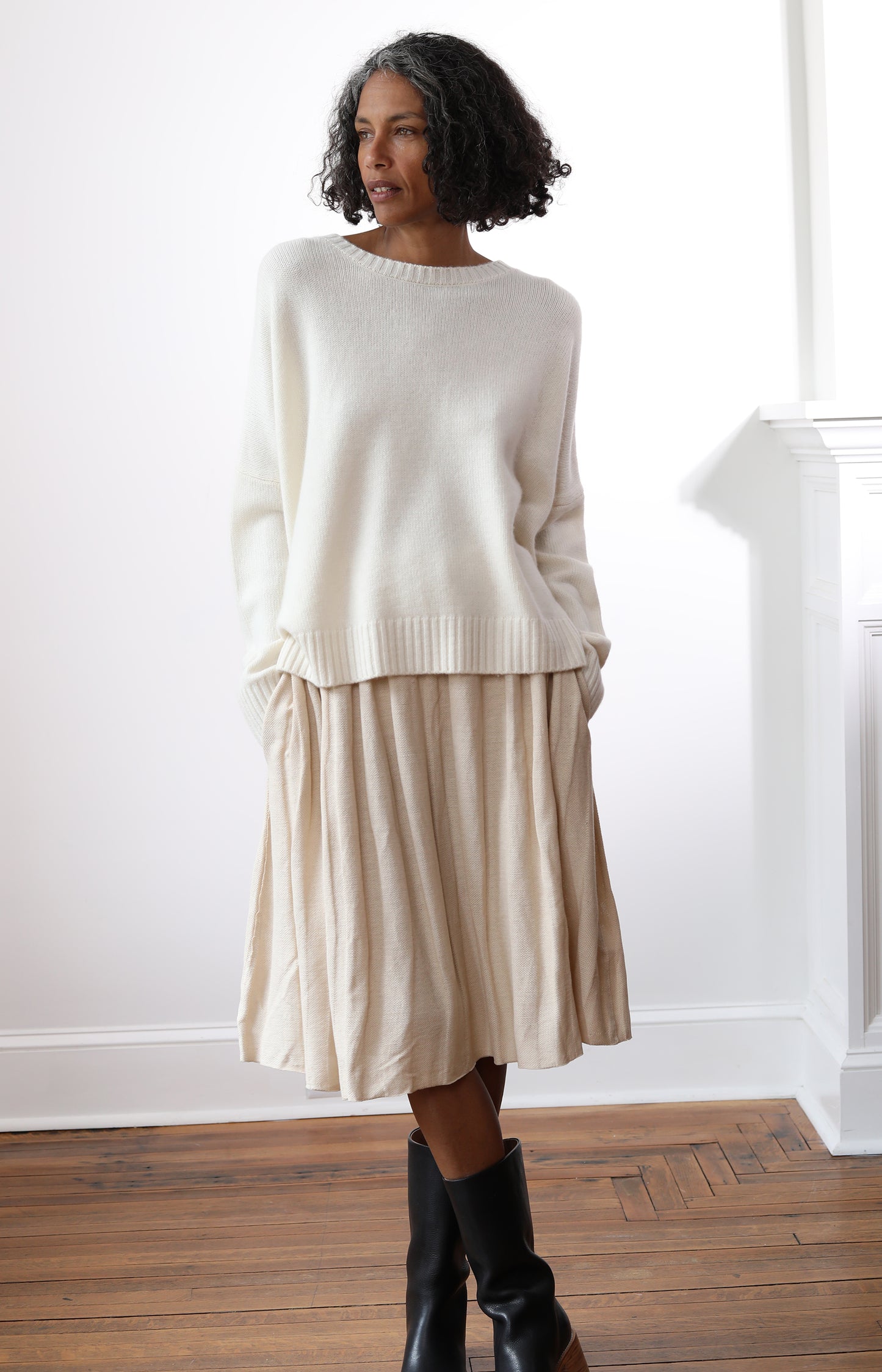 Off White Wide Pullover