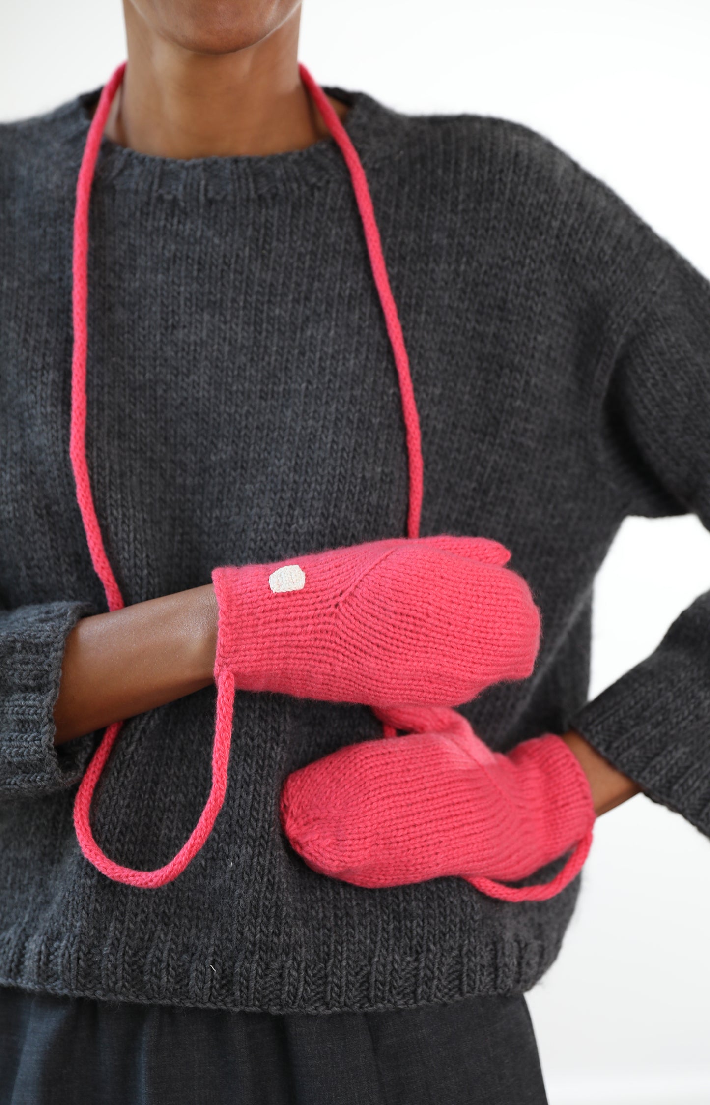 Coral Presina Mittens