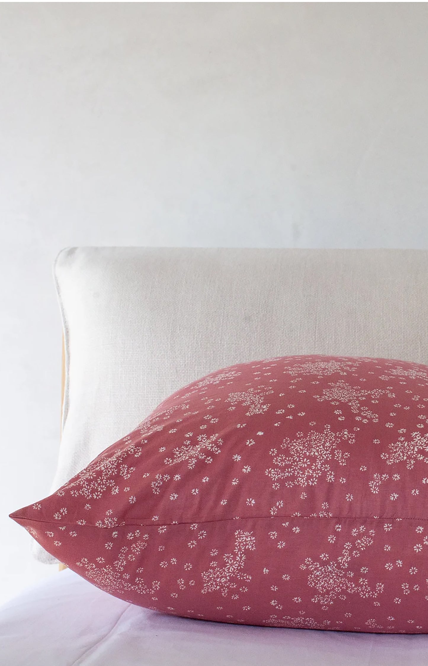 Cranberry Star Pillowcases