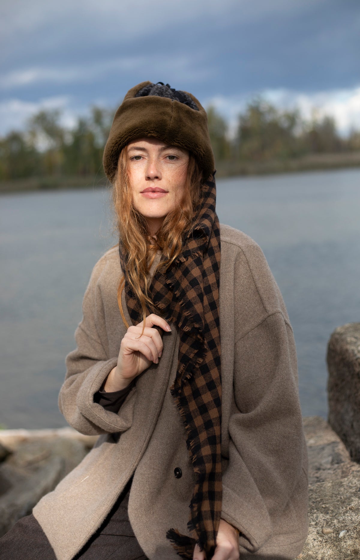 Black & Spice Check Cashmere Scarf