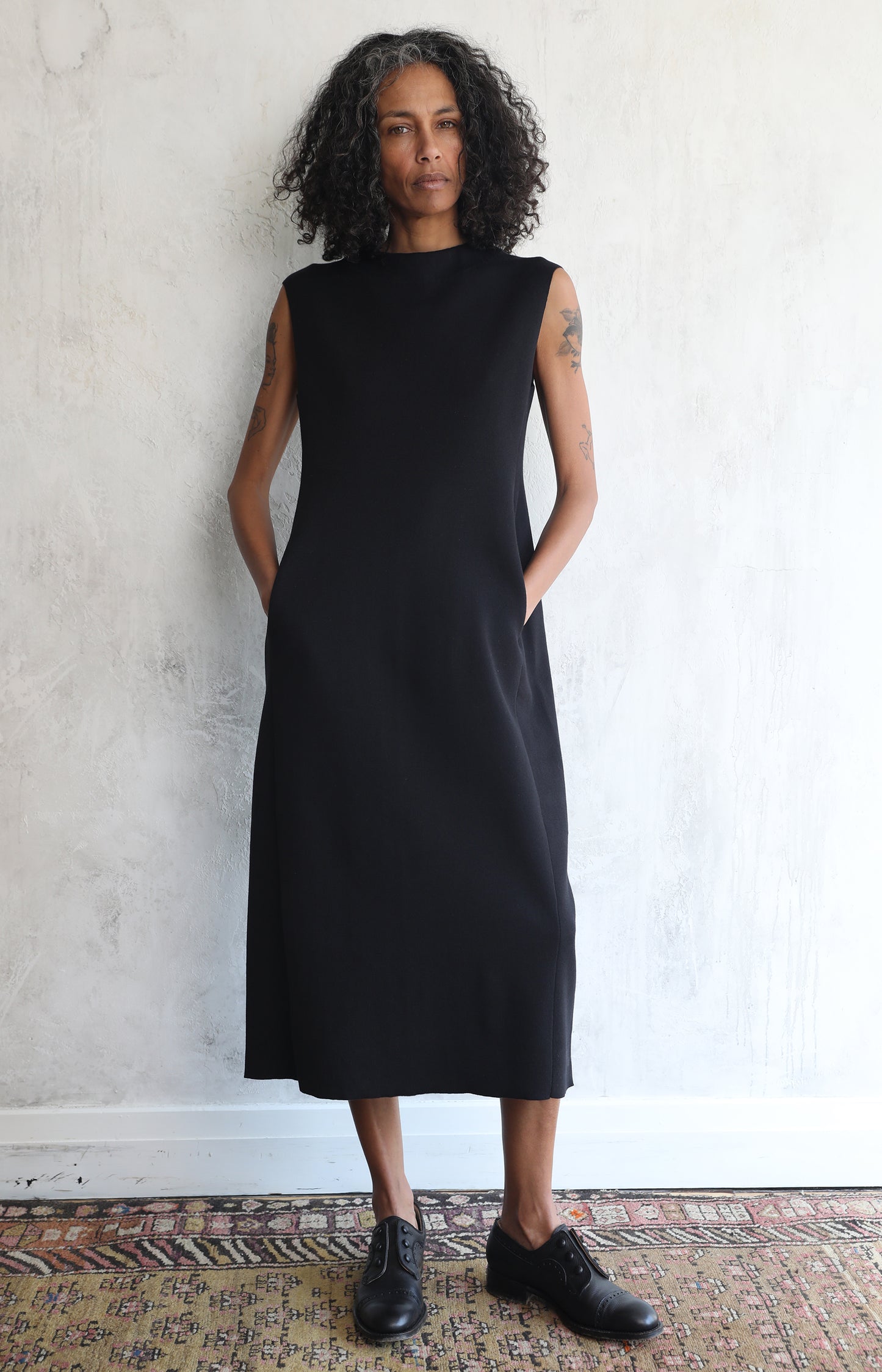 Black Sleeveless Dress
