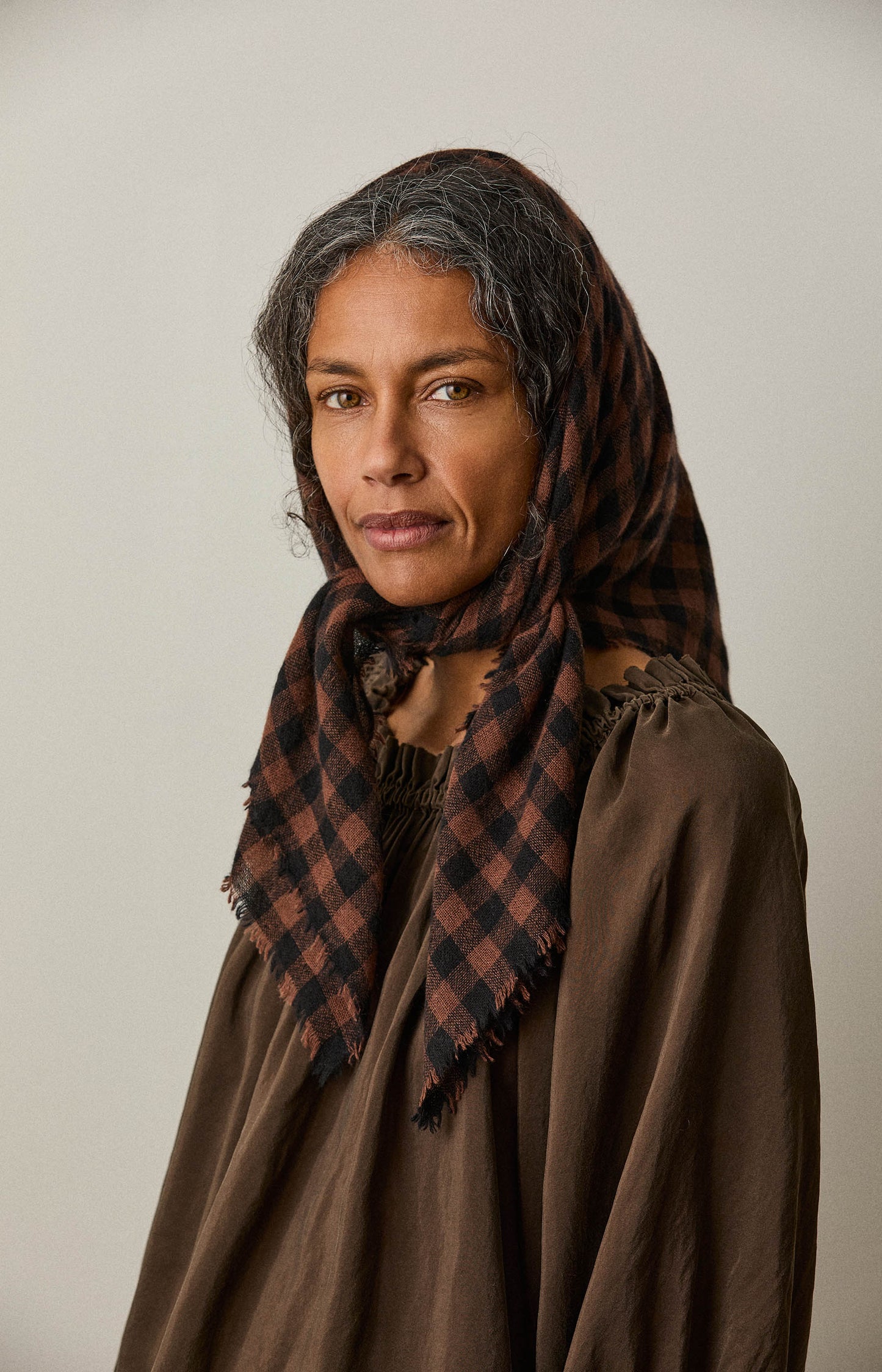 Black & Spice Check Cashmere Scarf