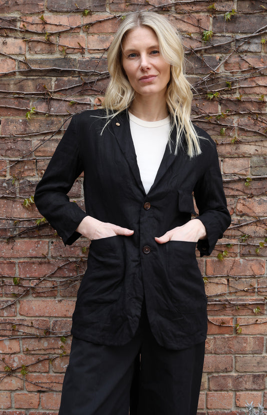 Black Three Pocket Blazer