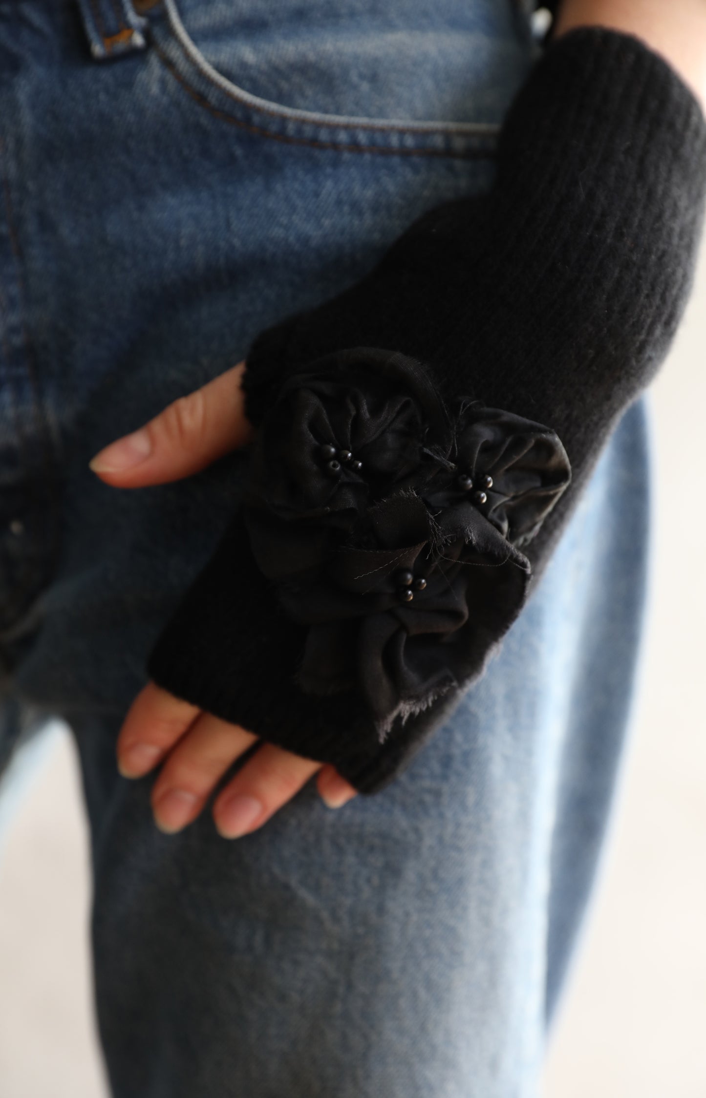 Black Merino Wool & Cashmere Mittens