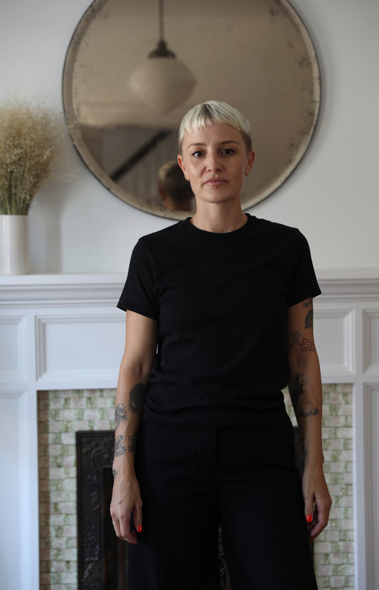 Black Seamless Crew Neck Tee