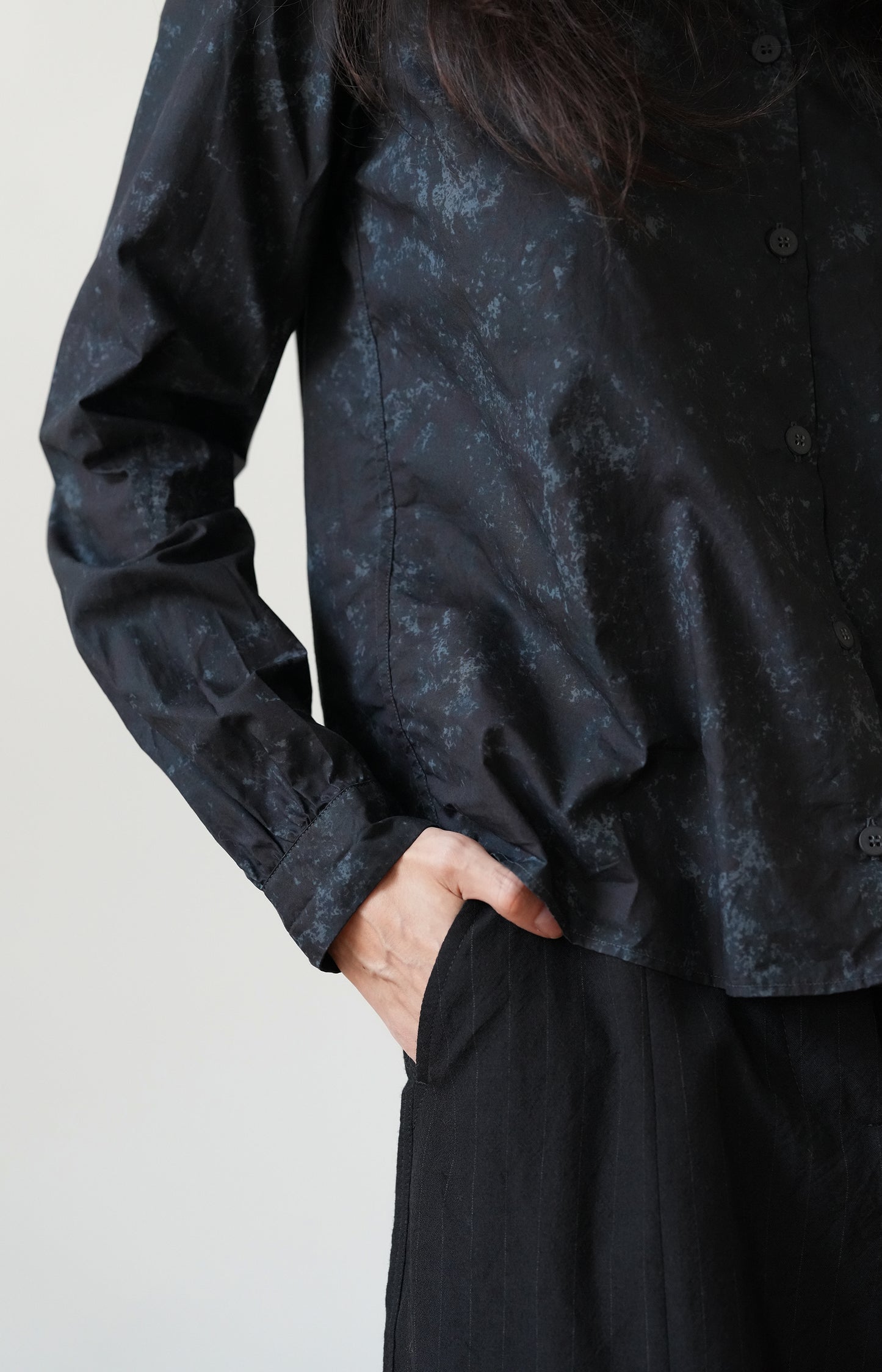 Blur Flower Tyrol Shirt