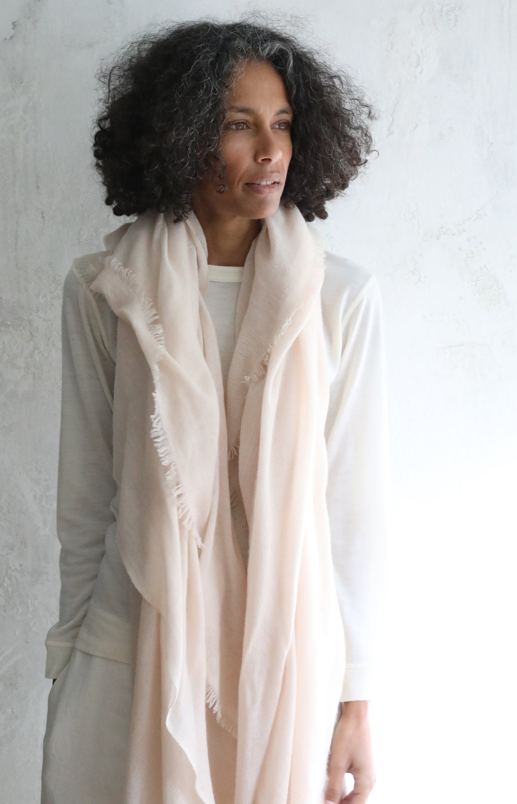 Chalk & Powder Pink Cashmere Shawl