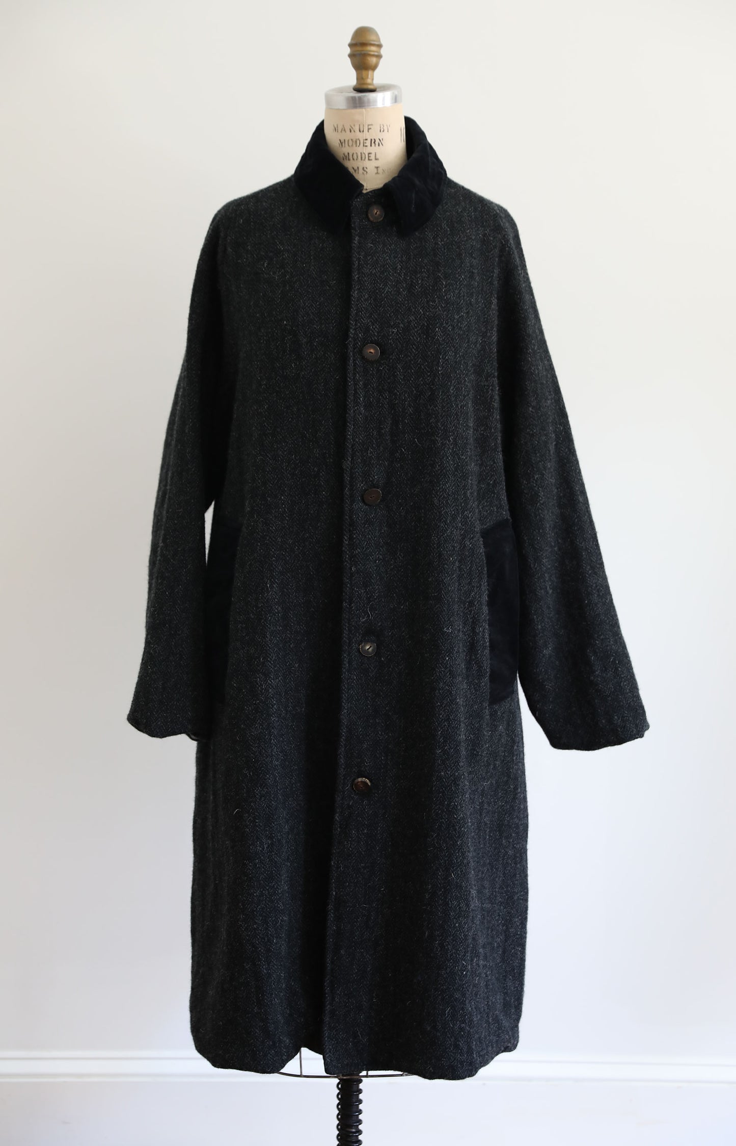 Kol Harris Tweed Bobi Coat