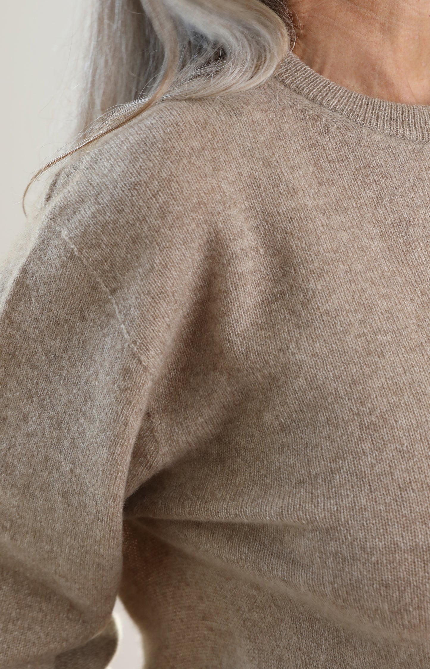 Natural WG Cashmere Pullover