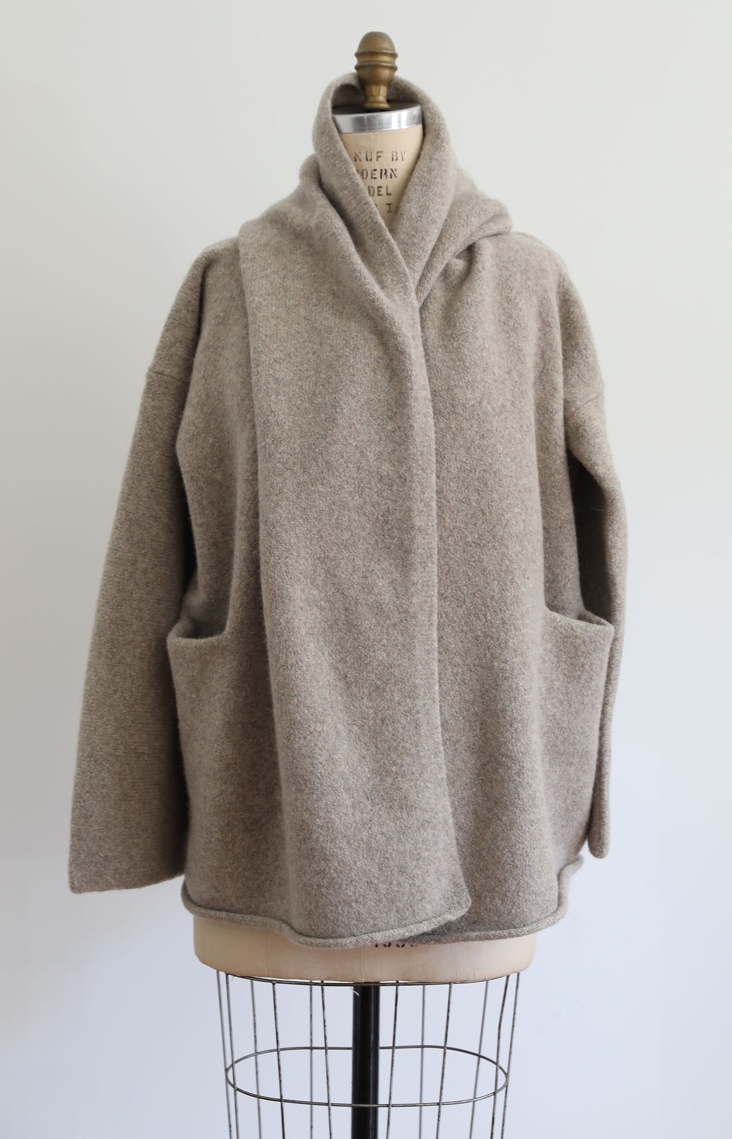 Dust Manta Coat