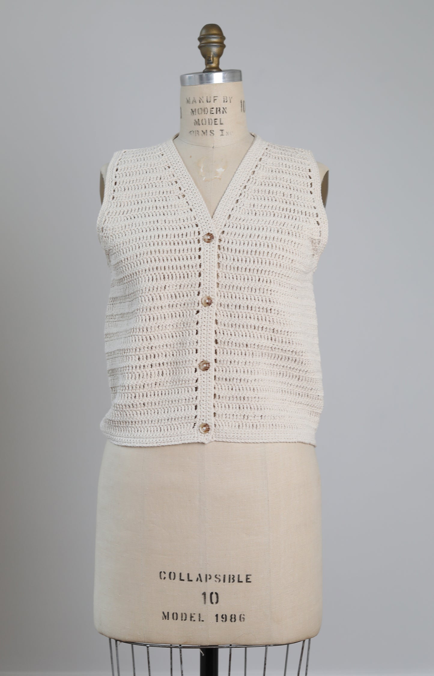 Jasmin Off White Vest