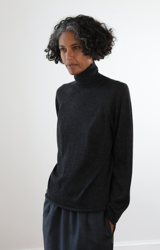 Anthracite Grey Lupo Turtleneck