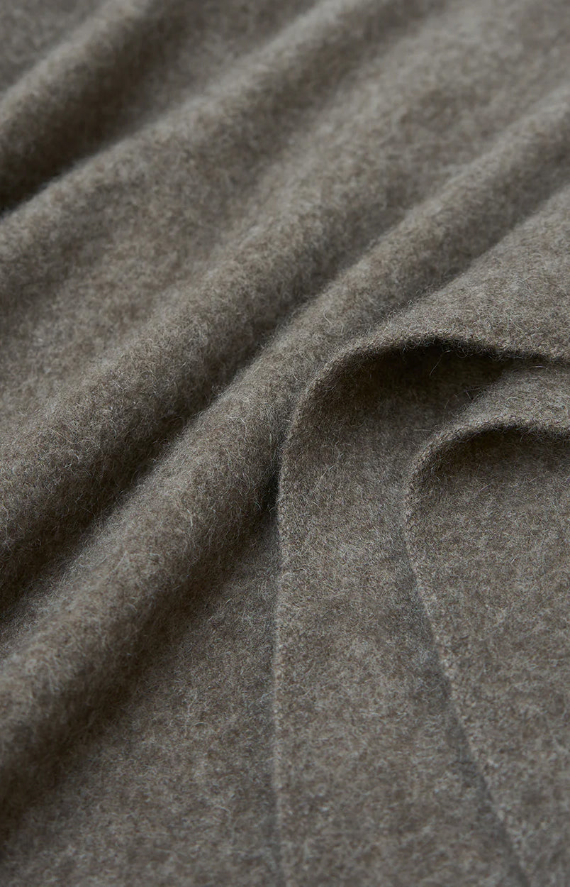 Natural Yak Grey Split Cape