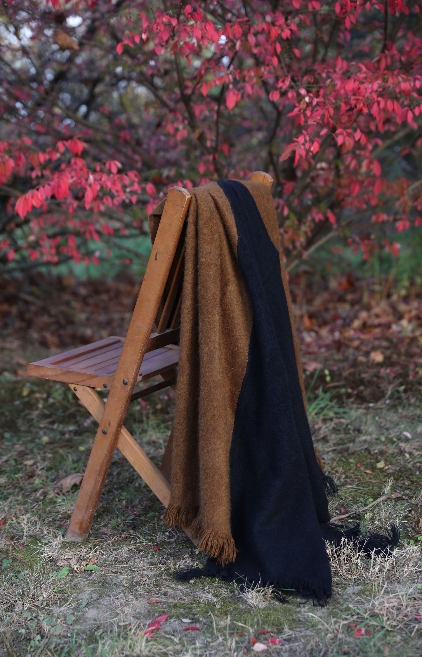 Wood Brown & Blue Nomad Dense Boiled Mount Blanket