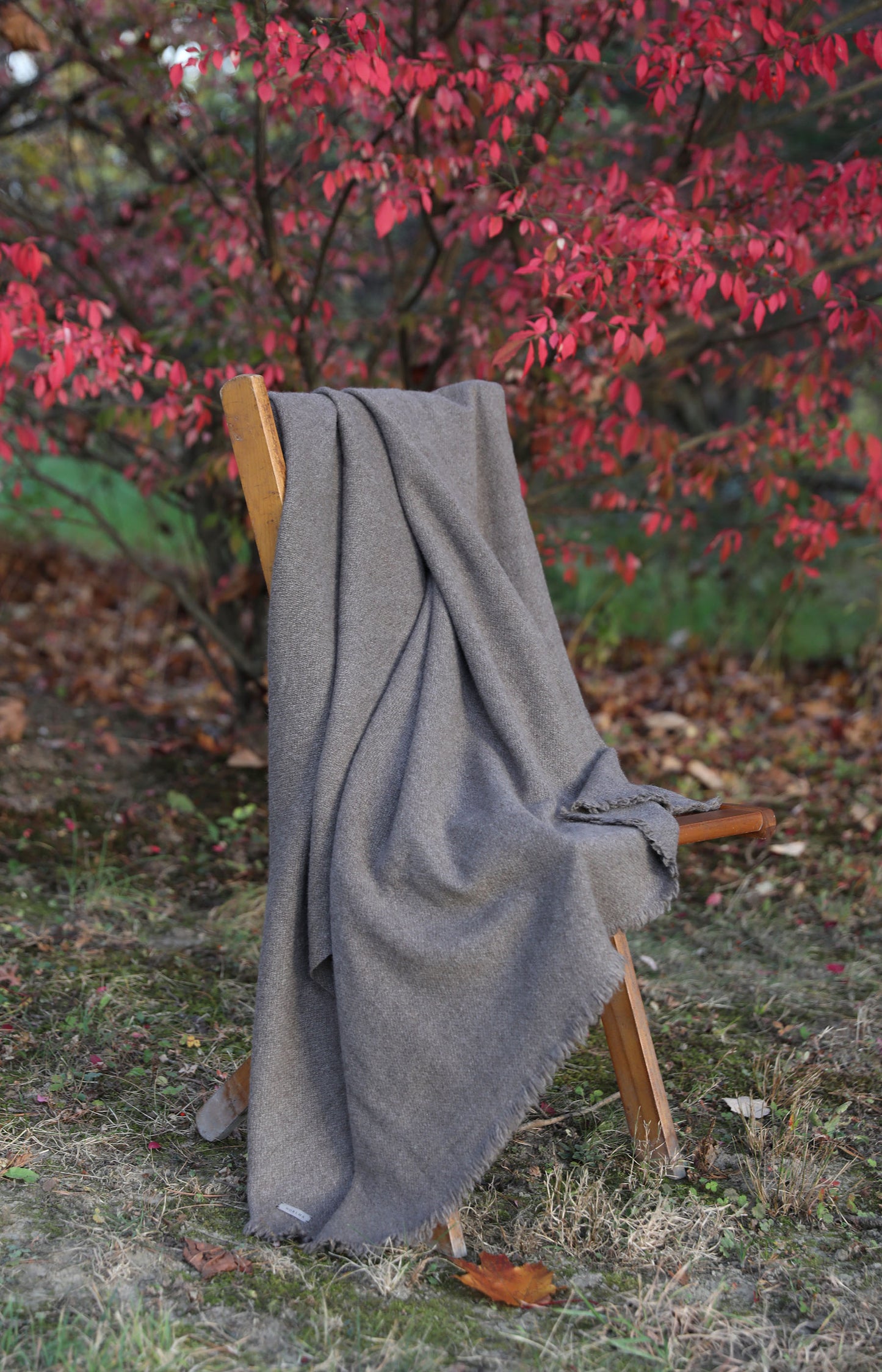 Natural Yak Grey Nomad Classic Throw