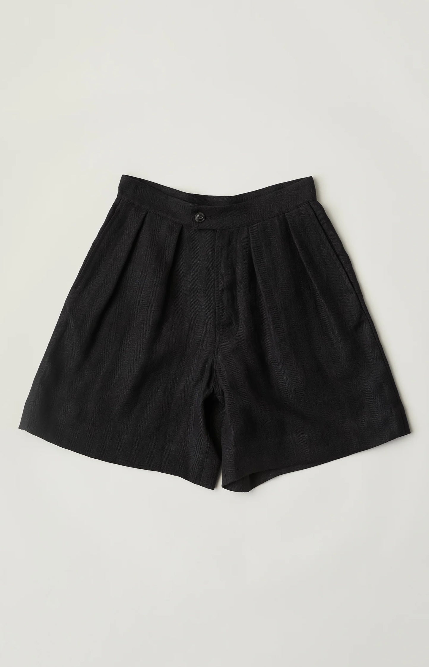 Black Irish Linen Herringbone Triangle Shorts