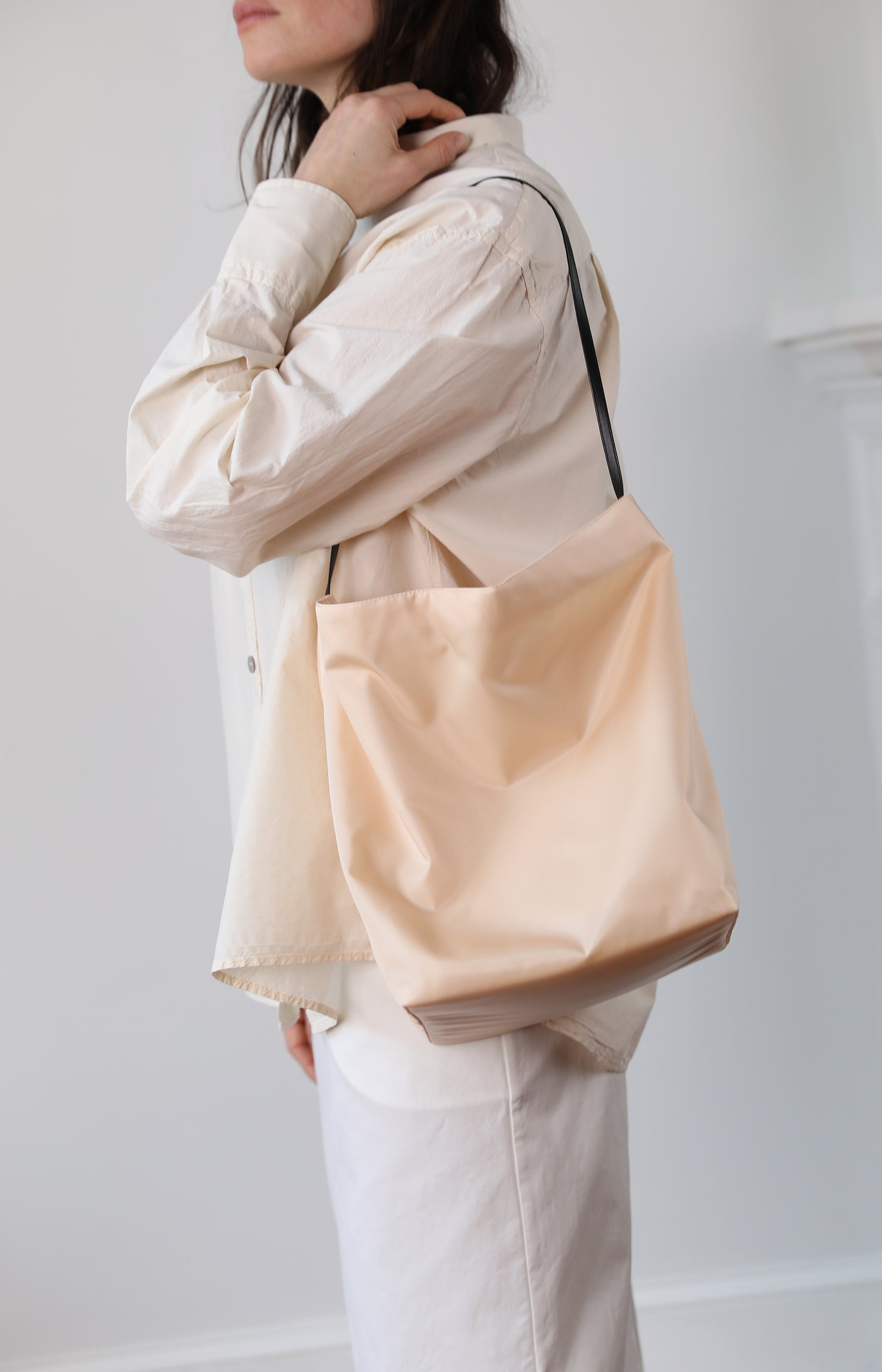 Pearl Bucket Bag
